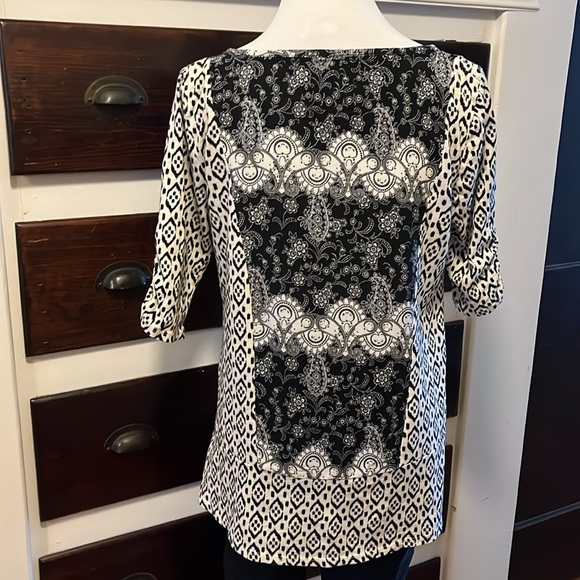 Anthropologie AKEMI + KIN Splitneck Ikat Tee - Picture 5 of 9